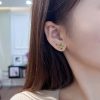 （一对）MIU MIU缪缪不对称皮革字母耳钉耳环