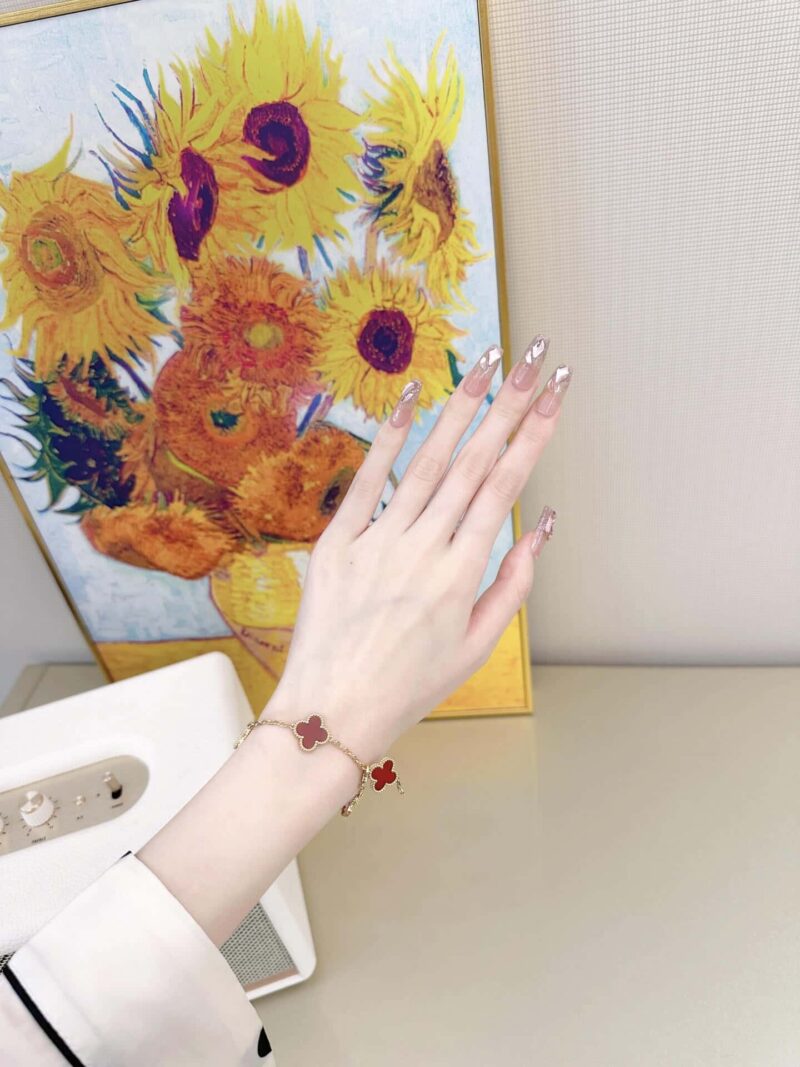 CNC版本 ☀️Van Cleef &Arpels 梵克雅宝红玛瑙四叶草五花手链 ☀ - Image 17