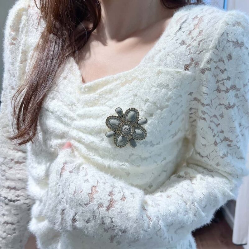 ☀️☑️ 香奈儿双c花朵胸针 ☀️ - Image 7