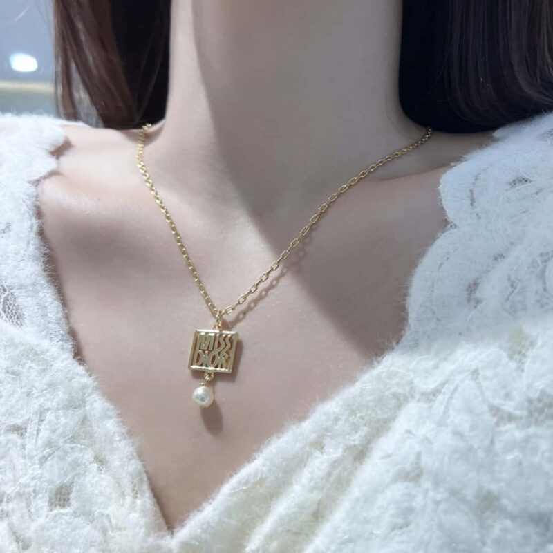 ☑️DIOR迪奥MISSDIOR字母珍珠项链 - Image 6