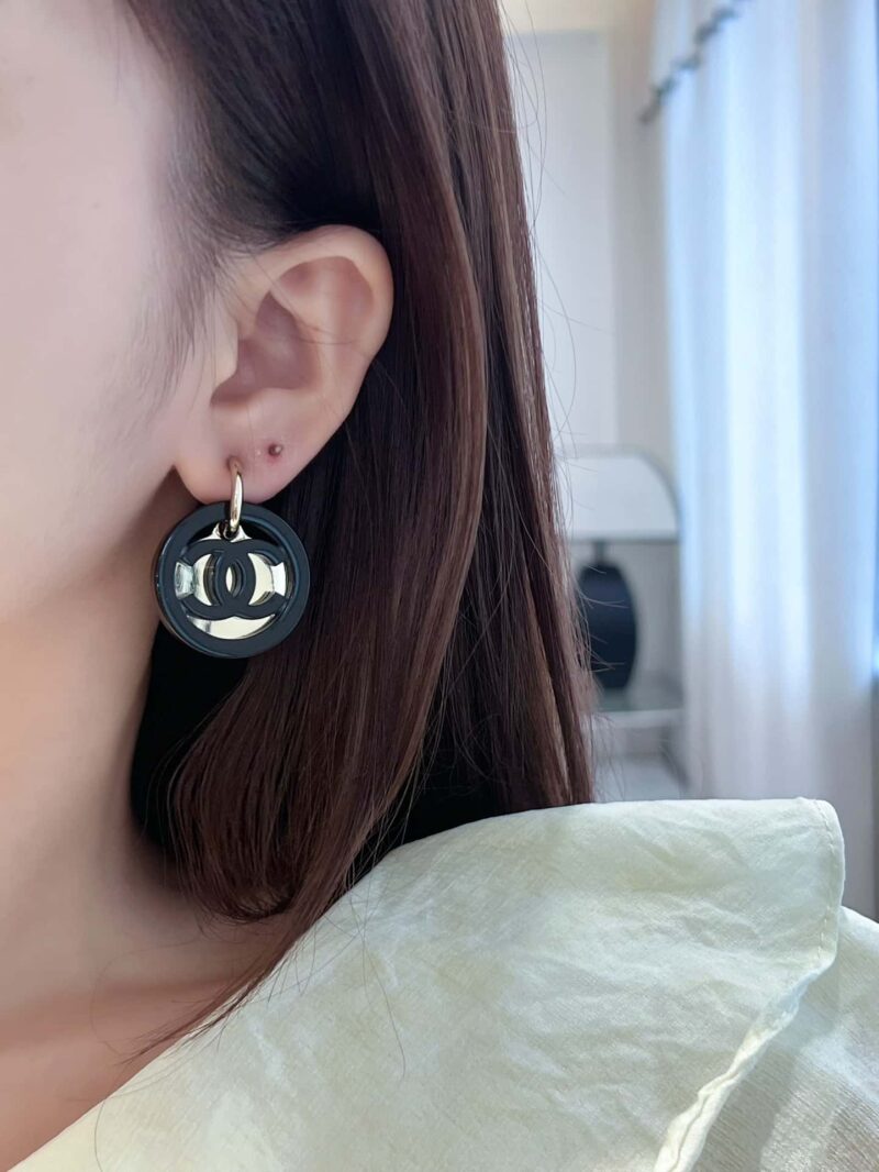 ☀️☑️ 香奈儿c2双c圆形黑色耳钉耳环 ☀️ - Image 6