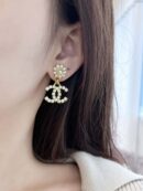 ☀️☑️ 香奈儿c2双c满钻耳钉耳环 ☀️