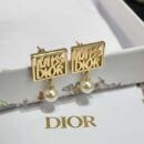 ☑️DIOR迪奥MISS珍珠耳钉耳环