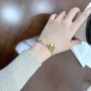 ☑️DIOR迪奥满钻耳钉耳环