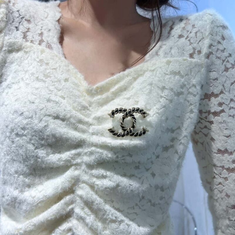 ☀️☑️ 香奈儿双c黑皮绳胸针 ☀️ - Image 4