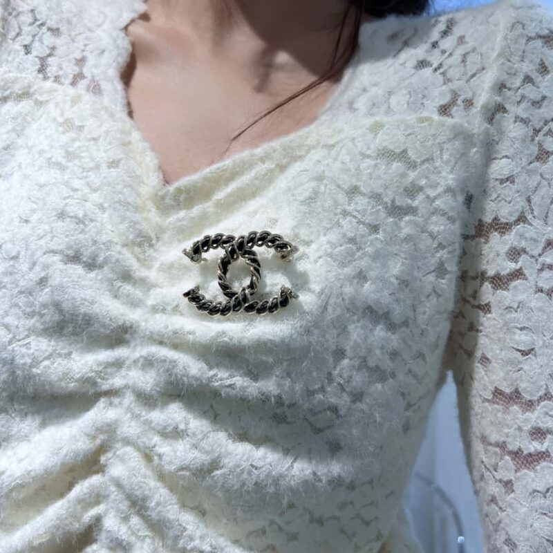 ☀️☑️ 香奈儿双c黑皮绳胸针 ☀️ - Image 6