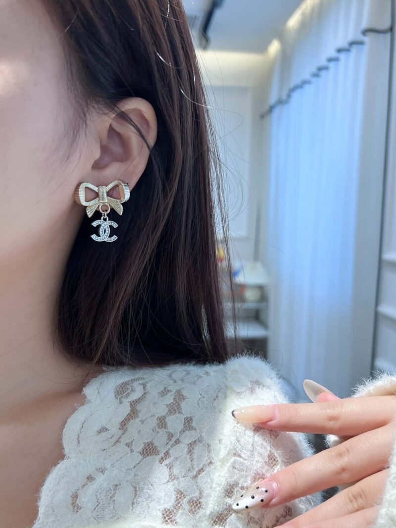 ☀️☑️ 香奈儿c2双c蝴蝶结耳钉耳环 ☀️ - Image 6