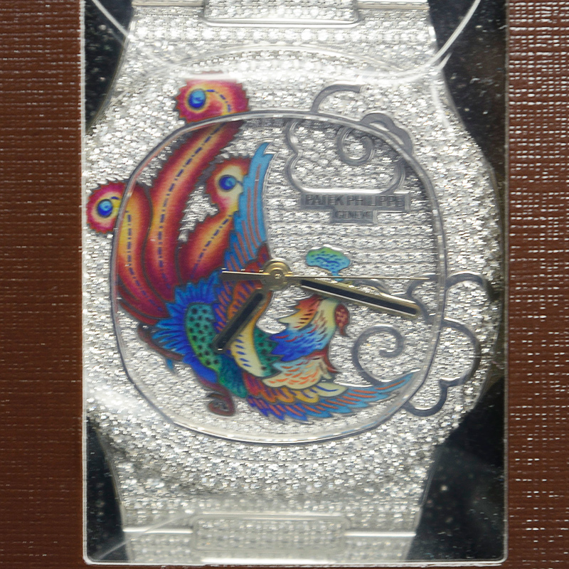 PATEK PHILIPPE 百达翡丽 NAUTILUS 5720-2G-001