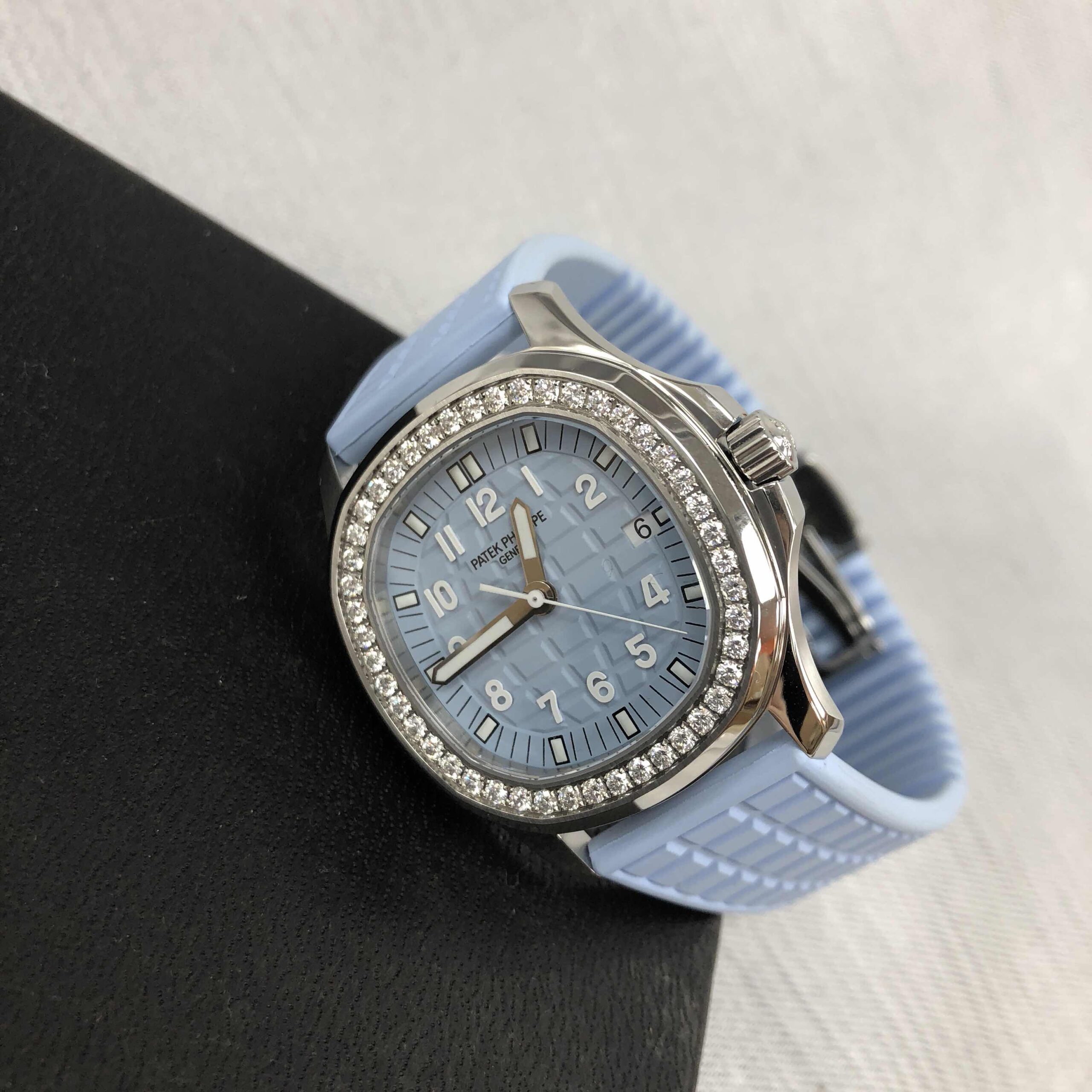 PATEK PHILIPPE 百达翡丽 AQUANAUT 5067A-017