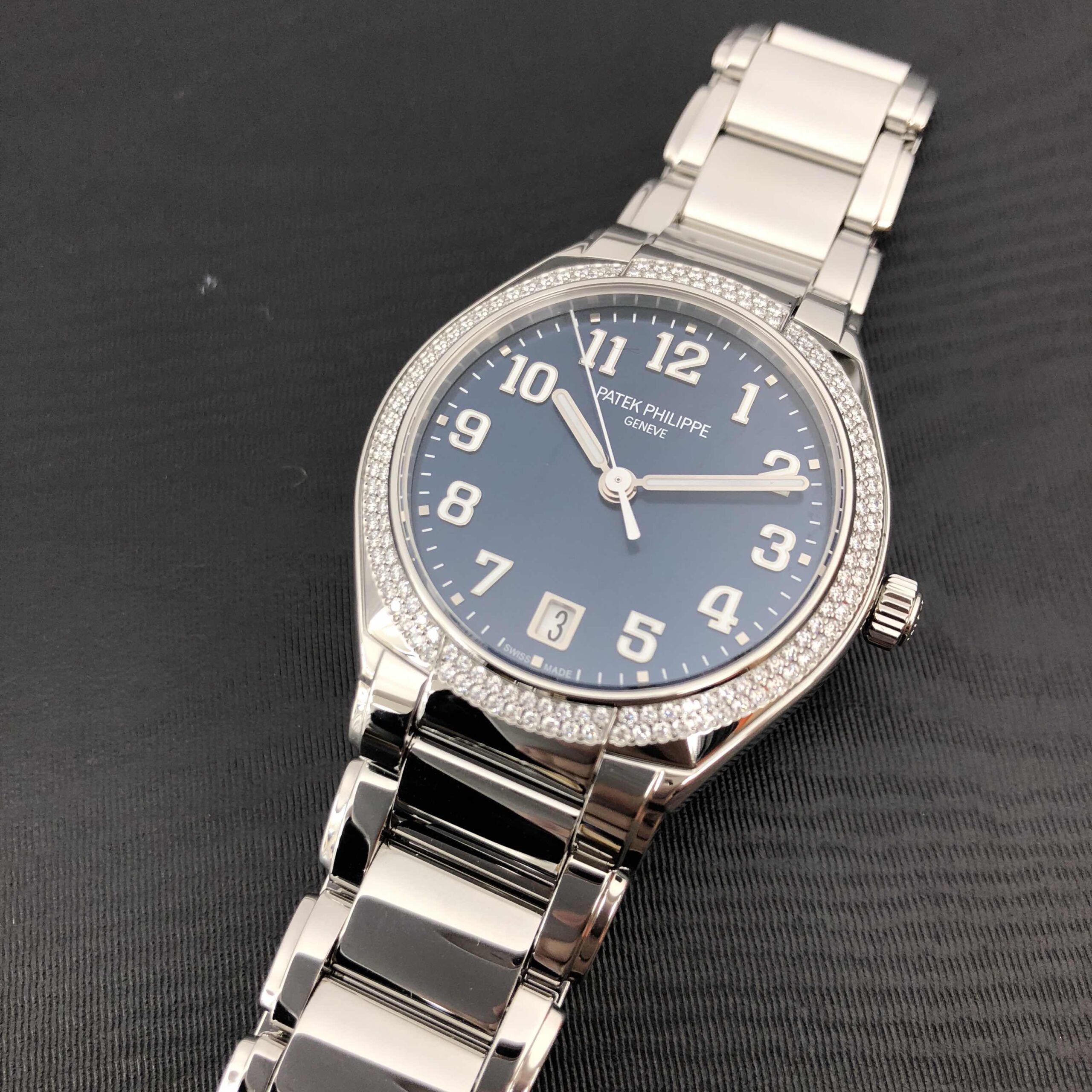 PATEK PHILIPPE 百达翡丽 TWENTY-4 7300-1200A-001