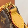 LV pochette