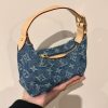LV HILLS POCHETTE 手拿包