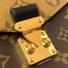 LV POCHETTE MéTIS