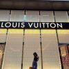LV POCHETTE MéTIS