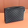 LV POCHETTE VOYAGE 中号