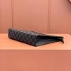 LV POCHETTE VOYAGE 中号