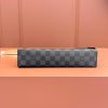 LV POCHETTE VOYAGE 中号