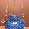 LV CROISSANT 中号
