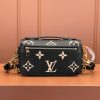 LV POCHETTE MéTIS EAST WEST