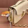 LV POCHETTE MéTIS EAST WEST