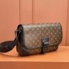 LV ARCHY 中型邮差包