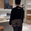 LV ARCHY 中型邮差包