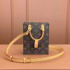 LV PETIT SAC PLAT