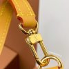 LV PETIT SAC PLAT