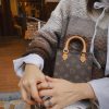 LV PETIT SAC PLAT