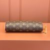 LV POCHETTE TIRETTE