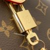 LV POCHETTE TIRETTE