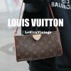 LV POCHETTE TIRETTE