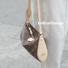 LV POCHETTE TIRETTE