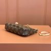LV POCHETTE ACCESSOIRES