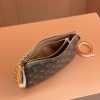 LV POCHETTE ACCESSOIRES