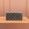 LV WALLET ON CHAIN LILY